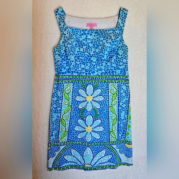 Lilly Pulitzer Sleeveless Mosaic Blue Floral Shift Dress Size 2 - Picture 1 of 3